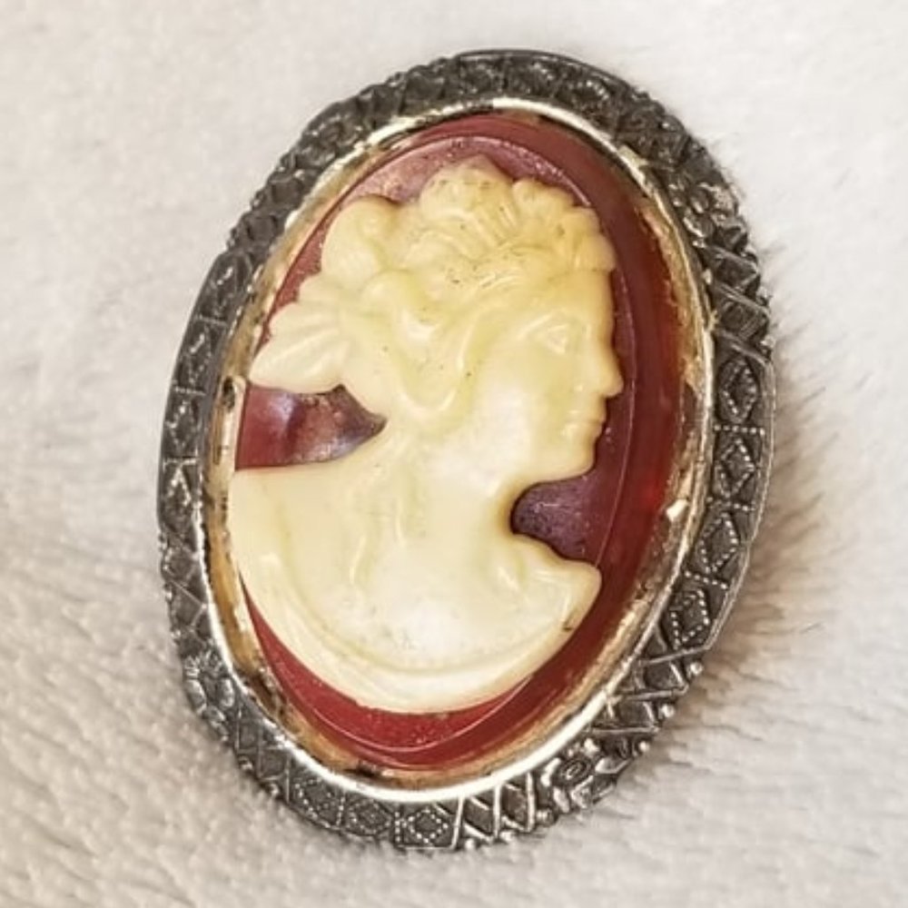 Antique 1920's Sterling Silver Cameo Pin Brooch - Picture 2 of 9